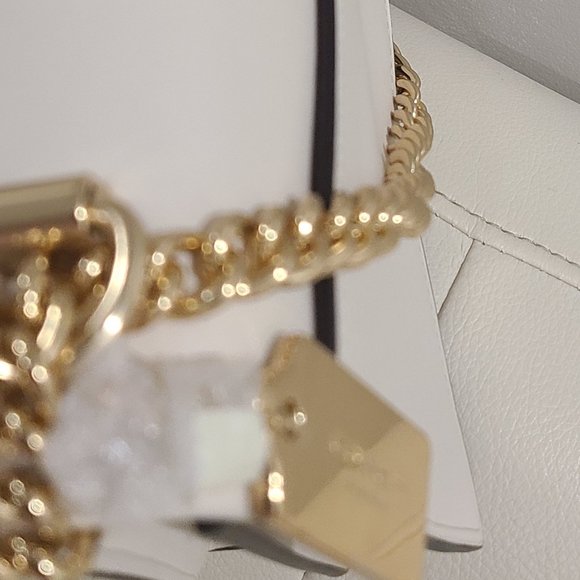 NWT Coach Klare crossbody | shoulder bag| Embroidery  signature canevas - Picture 7 of 12